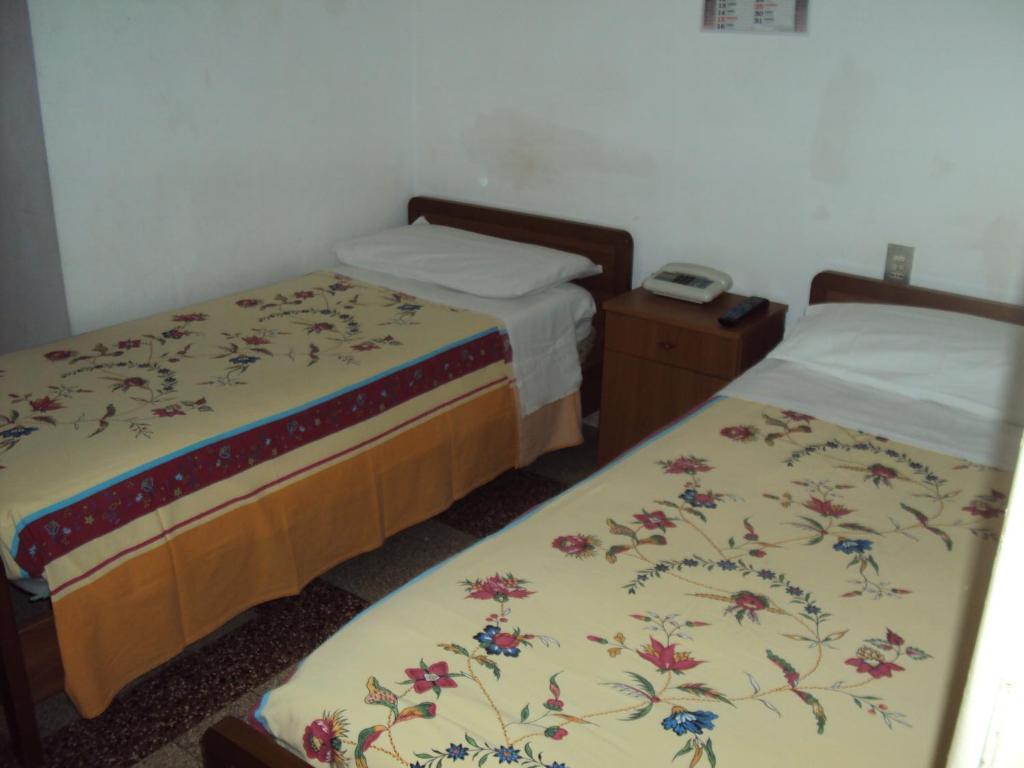 Hotel Mirage Mesina Habitación foto